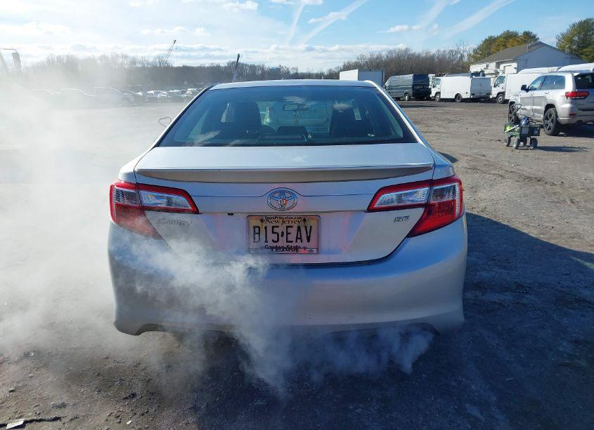 Photo 16 of 2014 Toyota Camry SE SPORT (VIN 4T1BF1FK5EU363315)