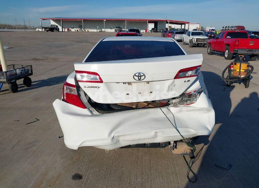Photo 16 of 2014 Toyota Camry LE (VIN 4T1BF1FK5EU371236)