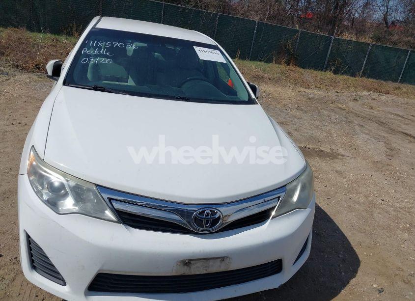 Photo 12 of 2014 Toyota Camry LE (VIN 4T1BF1FK5EU377375)