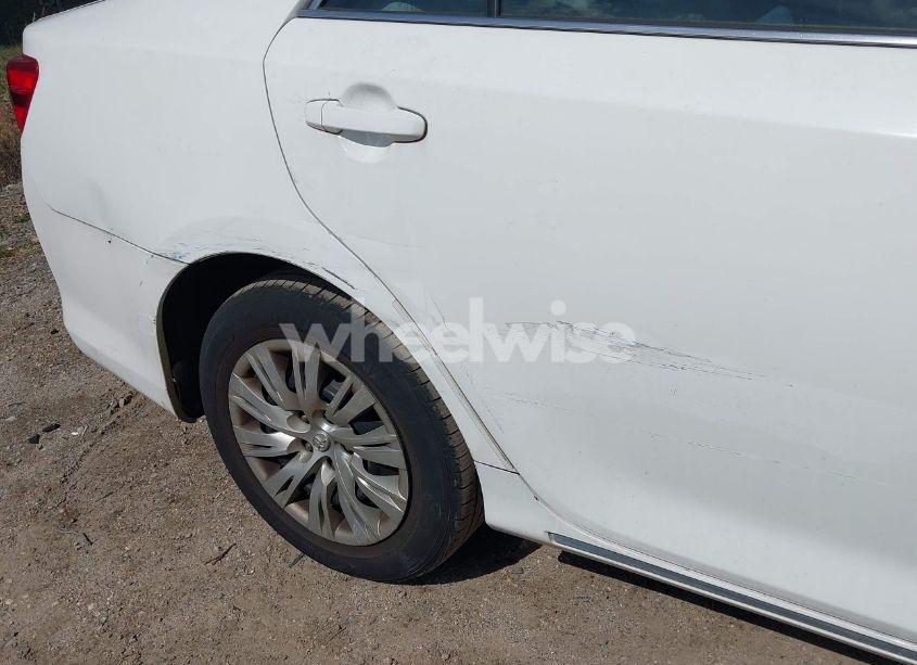 Photo 17 of 2014 Toyota Camry LE (VIN 4T1BF1FK5EU377375)