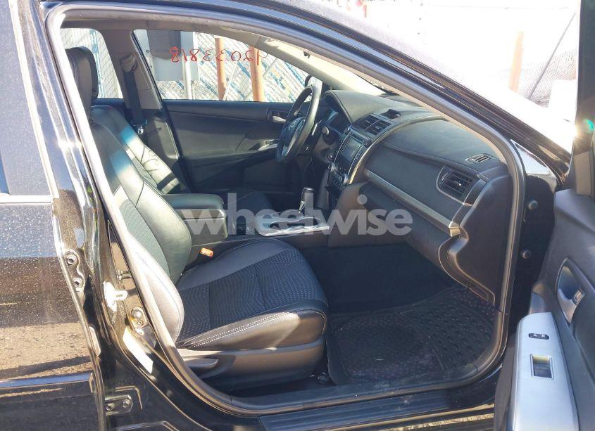 Photo 5 of 2014 Toyota Camry SE SPORT (VIN 4T1BF1FK5EU393849)