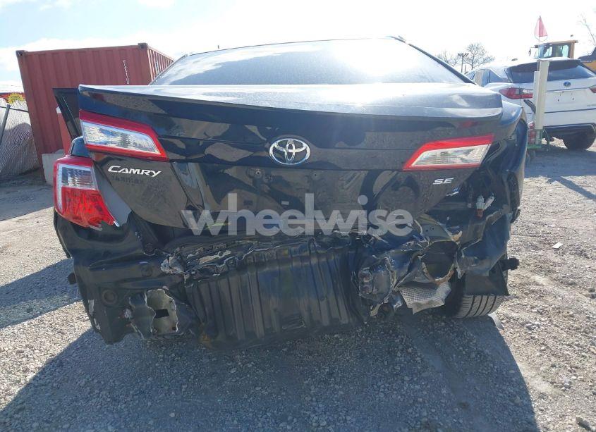 Photo 6 of 2014 Toyota Camry SE SPORT (VIN 4T1BF1FK5EU393849)