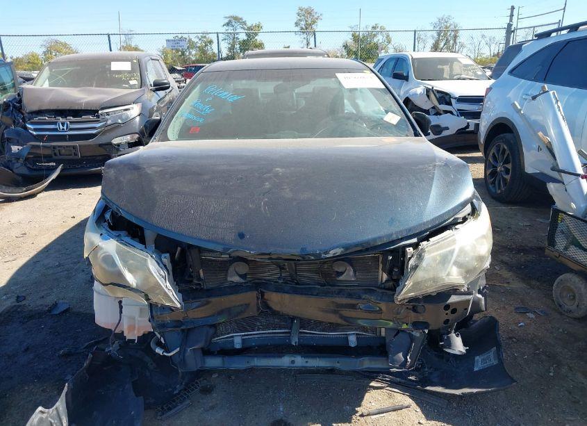 Photo 12 of 2014 Toyota Camry SE (VIN 4T1BF1FK5EU411640)