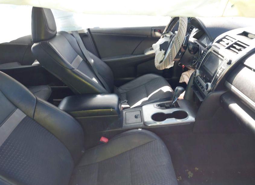 Photo 5 of 2014 Toyota Camry SE (VIN 4T1BF1FK5EU411640)