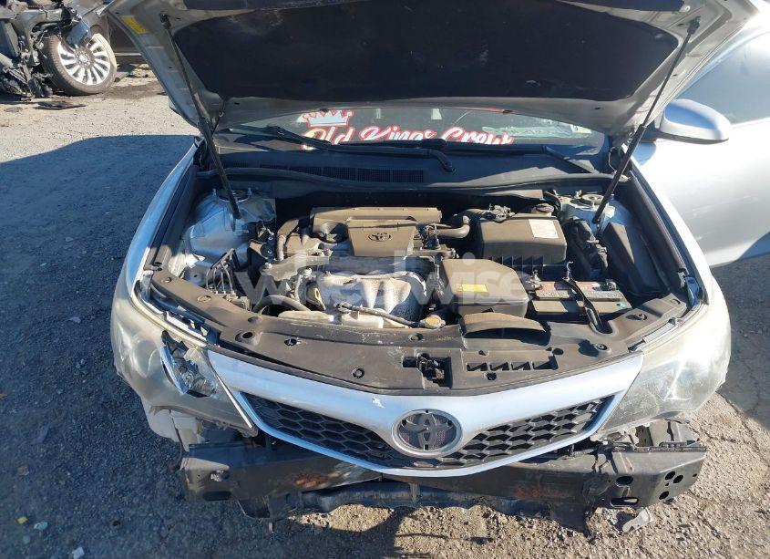 Photo 10 of 2014 Toyota Camry SE (VIN 4T1BF1FK5EU418703)