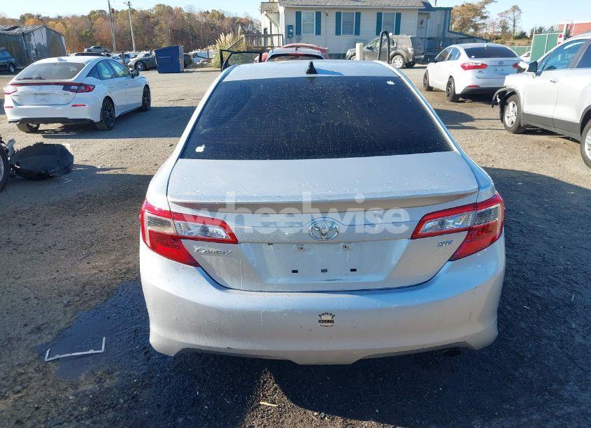Photo 16 of 2014 Toyota Camry SE (VIN 4T1BF1FK5EU418703)