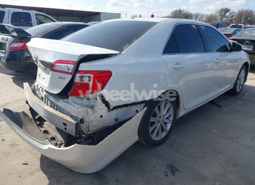 Photo 4 of 2014 Toyota Camry XLE (VIN 4T1BF1FK5EU419415)