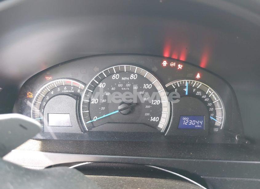 Photo 7 of 2014 Toyota Camry SE (VIN 4T1BF1FK5EU443410)