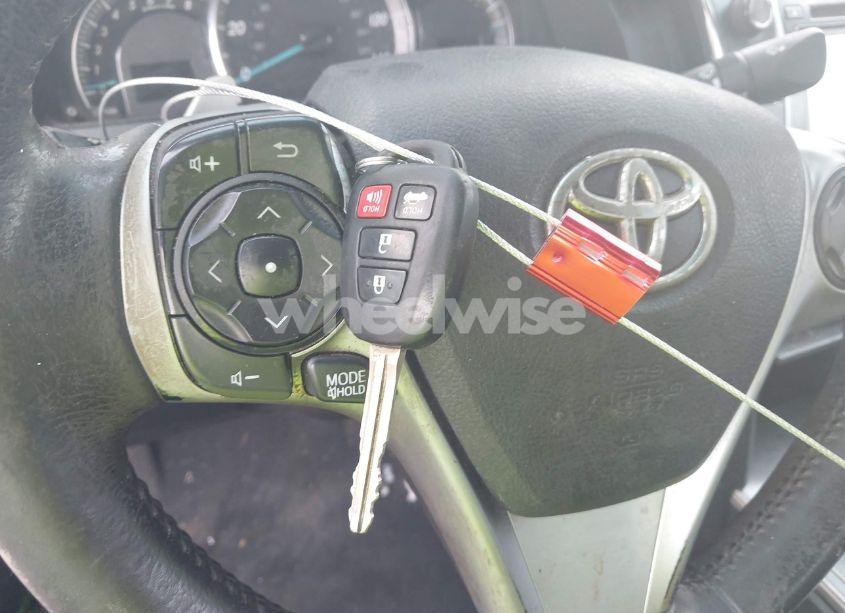 Photo 11 of 2014 Toyota Camry SE (VIN 4T1BF1FK5EU456688)