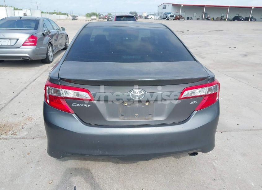 Photo 16 of 2014 Toyota Camry SE (VIN 4T1BF1FK5EU456688)