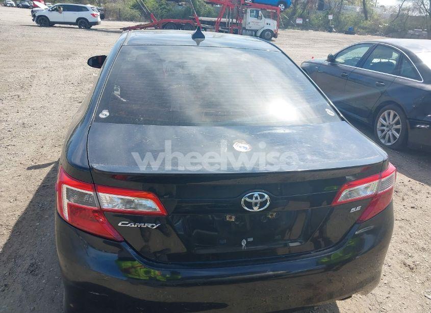 Photo 16 of 2014 Toyota Camry SE (VIN 4T1BF1FK5EU466685)