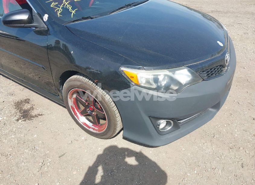 Photo 6 of 2014 Toyota Camry SE (VIN 4T1BF1FK5EU466685)