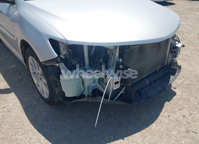 Photo 17 of 2014 Toyota Camry XLE (VIN 4T1BF1FK5EU739298)