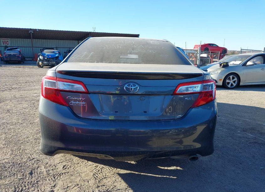 Photo 17 of 2014 Toyota Camry SE SPORT (VIN 4T1BF1FK5EU740256)