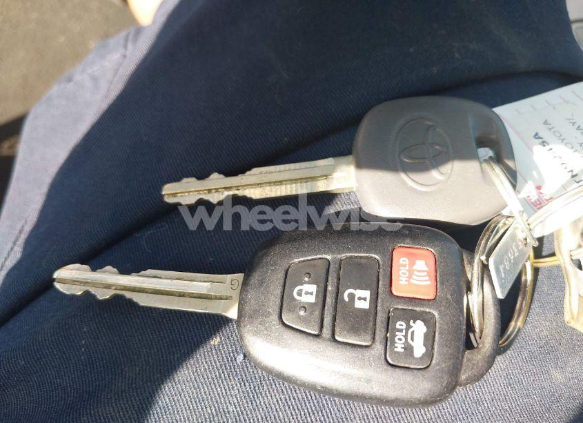 Photo 11 of 2014 Toyota Camry SE (VIN 4T1BF1FK5EU744839)