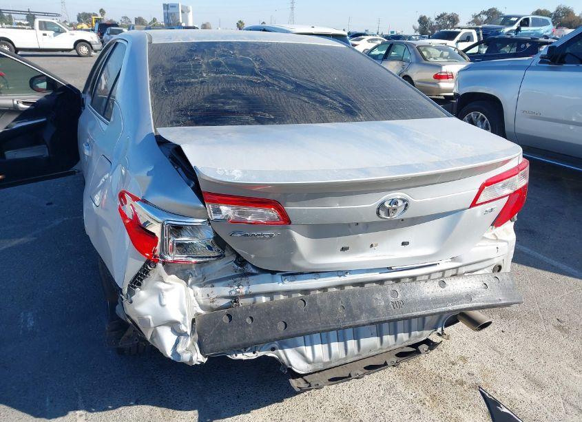 Photo 6 of 2014 Toyota Camry SE (VIN 4T1BF1FK5EU782846)