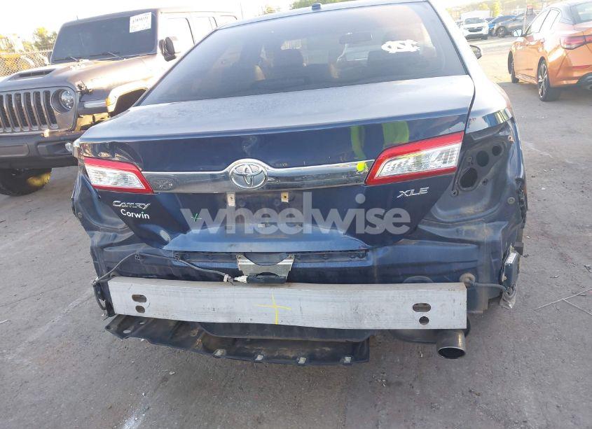 Photo 6 of 2014 Toyota Camry XLE (VIN 4T1BF1FK5EU802688)