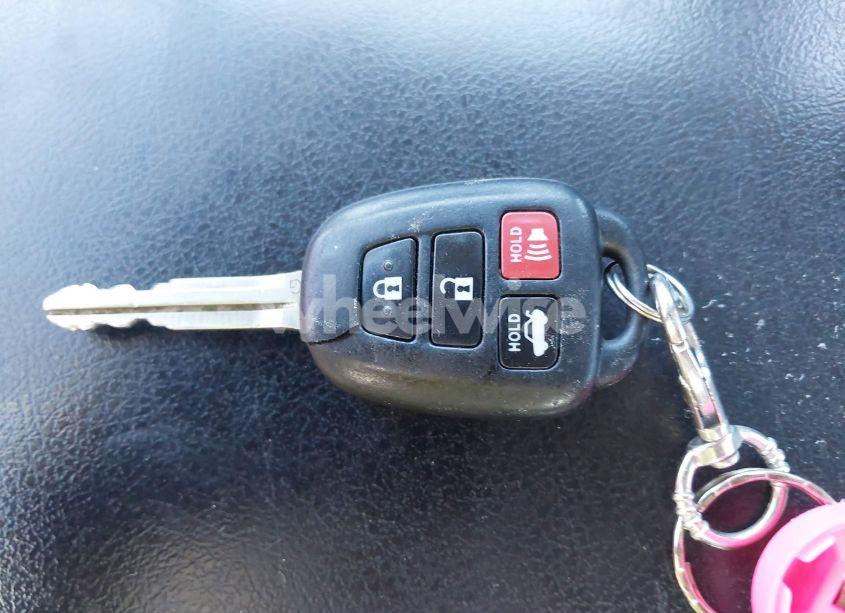 Photo 11 of 2014 Toyota Camry SE (VIN 4T1BF1FK5EU802822)