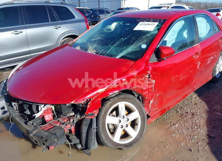 Photo 18 of 2014 Toyota Camry SE (VIN 4T1BF1FK5EU802822)