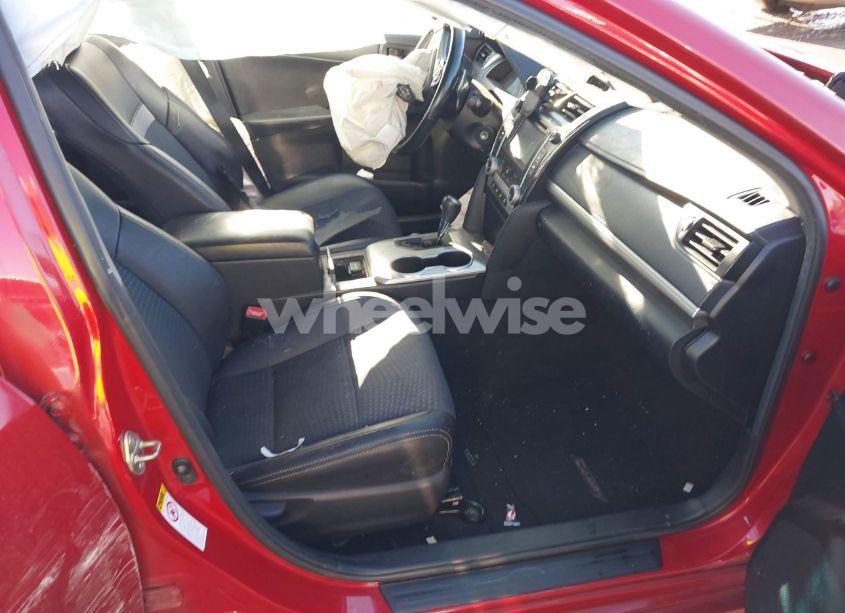 Photo 5 of 2014 Toyota Camry SE (VIN 4T1BF1FK5EU802822)