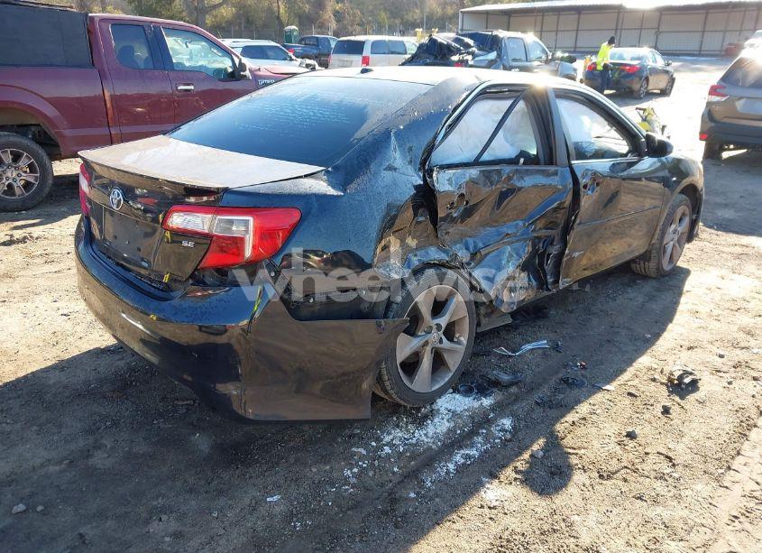 Photo 4 of 2014 Toyota Camry SE SPORT (VIN 4T1BF1FK5EU811231)