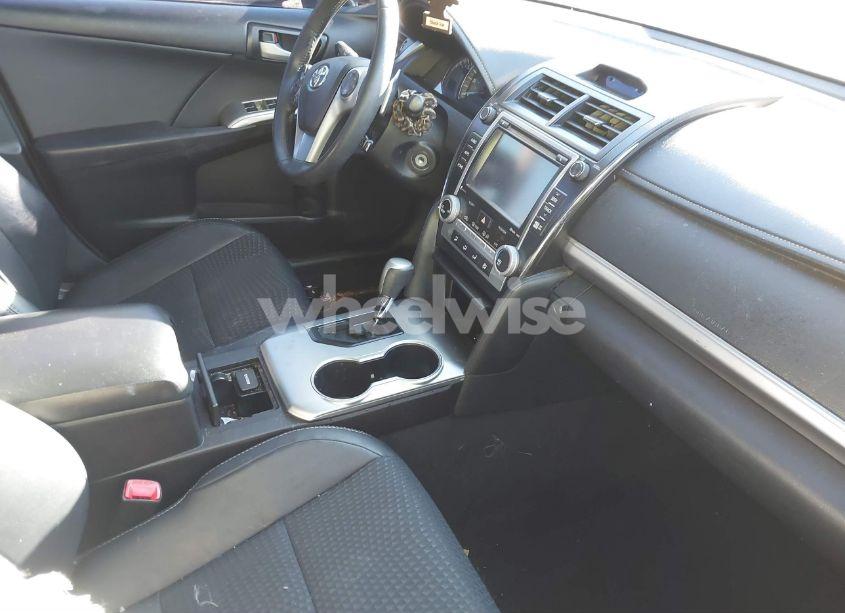 Photo 5 of 2014 Toyota Camry SE SPORT (VIN 4T1BF1FK5EU811231)