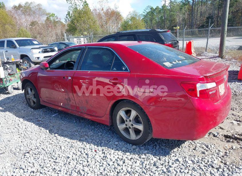 Photo 14 of 2014 Toyota Camry SE (VIN 4T1BF1FK5EU837862)
