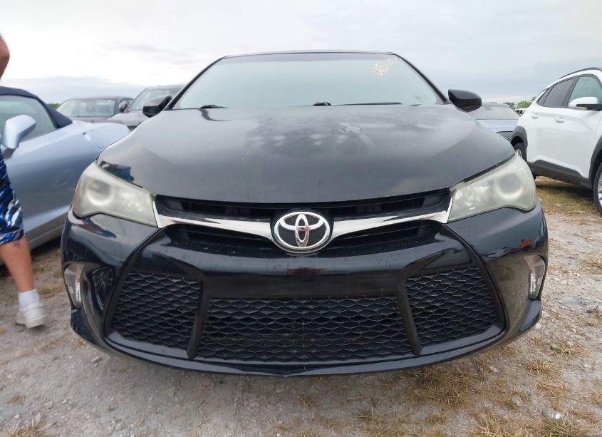 Photo 12 of 2015 Toyota Camry SE (VIN 4T1BF1FK5FU001356)