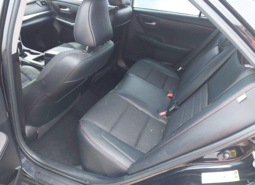 Photo 8 of 2015 Toyota Camry SE (VIN 4T1BF1FK5FU001356)