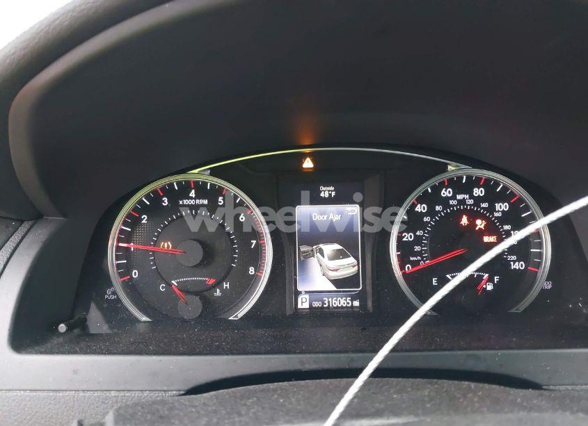 Photo 7 of 2015 Toyota Camry SE (VIN 4T1BF1FK5FU013748)