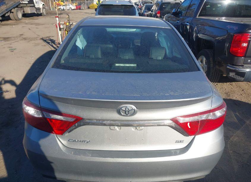 Photo 15 of 2015 Toyota Camry SE (VIN 4T1BF1FK5FU014186)