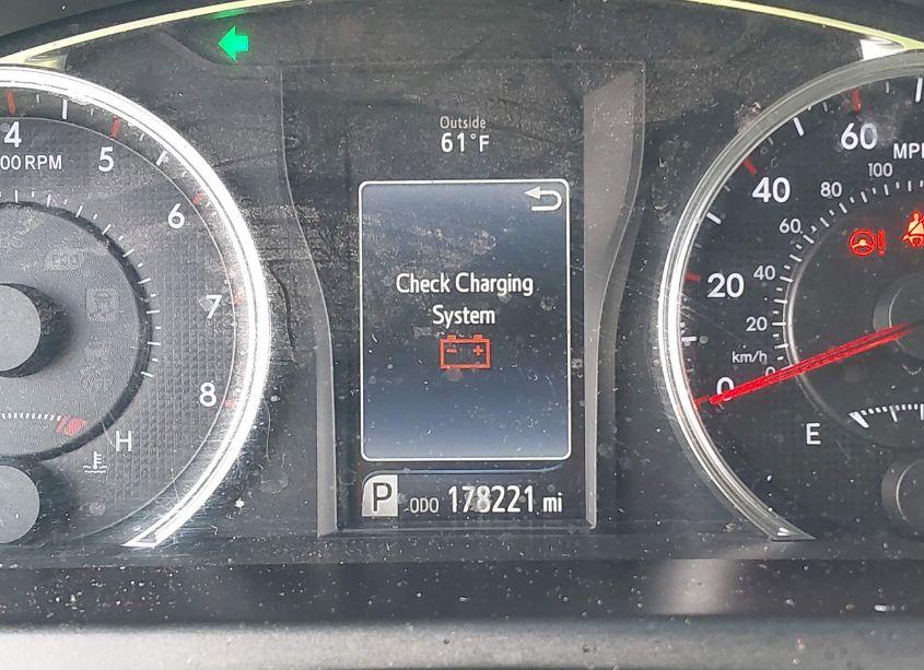 Photo 15 of 2015 Toyota Camry SE (VIN 4T1BF1FK5FU038939)