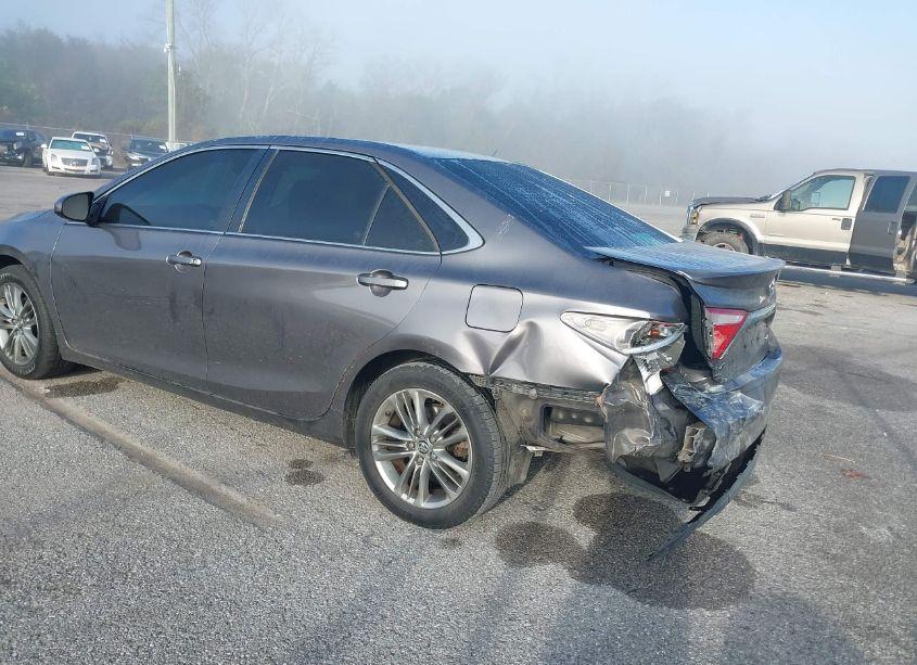 Photo 6 of 2015 Toyota Camry SE (VIN 4T1BF1FK5FU038939)