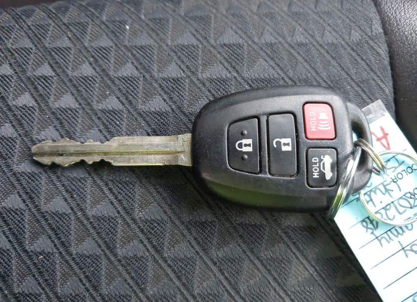 Photo 11 of 2015 Toyota Camry SE (VIN 4T1BF1FK5FU056082)