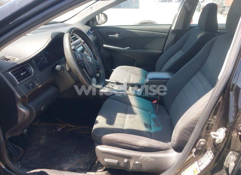 Photo 5 of 2015 Toyota Camry LE (VIN 4T1BF1FK5FU063680)