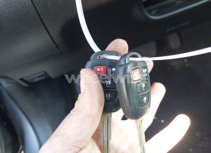 Photo 11 of 2015 Toyota Camry SE (VIN 4T1BF1FK5FU064697)