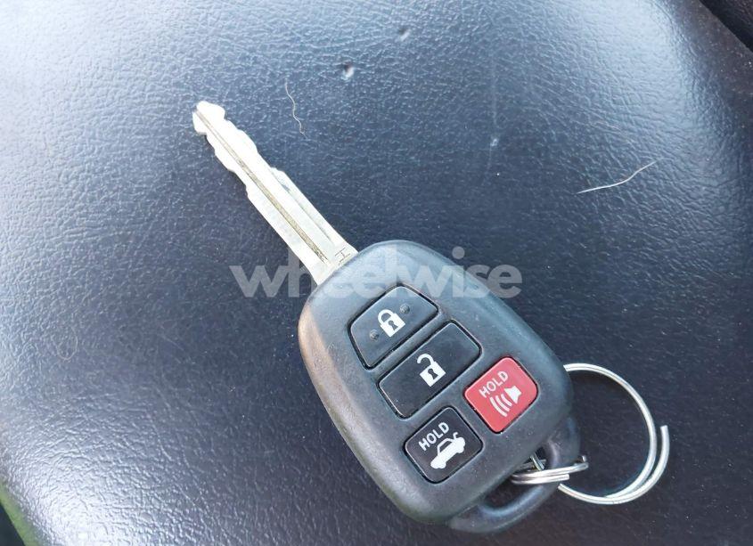 Photo 11 of 2015 Toyota Camry SE (VIN 4T1BF1FK5FU115342)