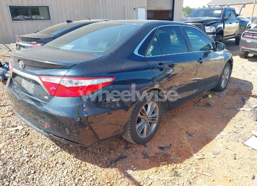 Photo 4 of 2015 Toyota Camry SE (VIN 4T1BF1FK5FU115342)