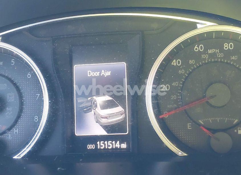 Photo 15 of 2015 Toyota Camry XSE (VIN 4T1BF1FK5FU475890)