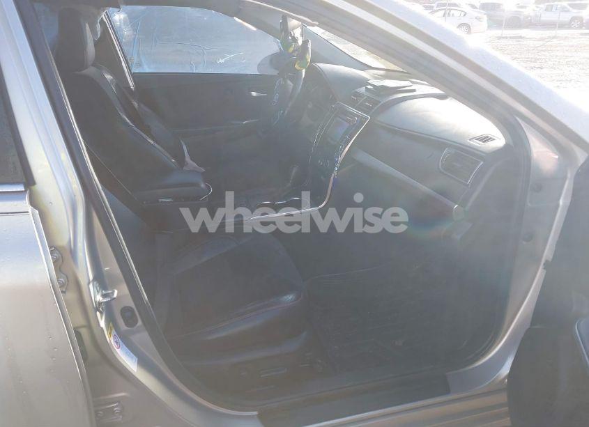 Photo 5 of 2015 Toyota Camry XSE (VIN 4T1BF1FK5FU475890)