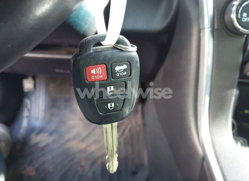 Photo 11 of 2015 Toyota Camry SE (VIN 4T1BF1FK5FU491314)