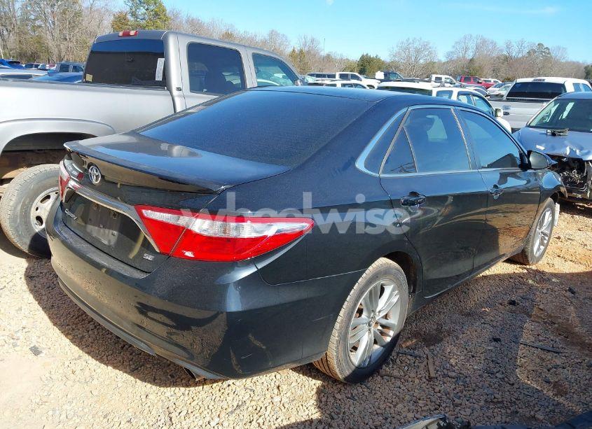 Photo 4 of 2015 Toyota Camry SE (VIN 4T1BF1FK5FU491314)