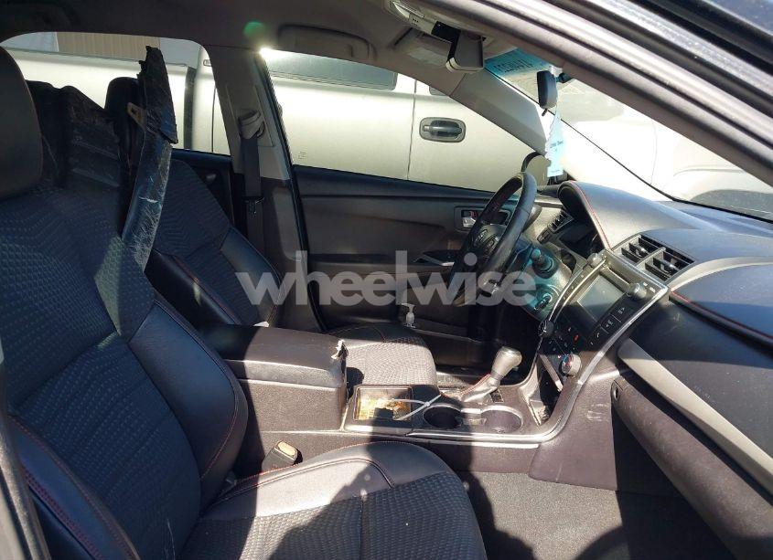 Photo 5 of 2015 Toyota Camry SE (VIN 4T1BF1FK5FU491314)