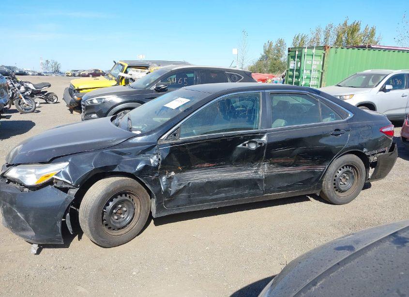 Photo 14 of 2015 Toyota Camry SE (VIN 4T1BF1FK5FU498439)