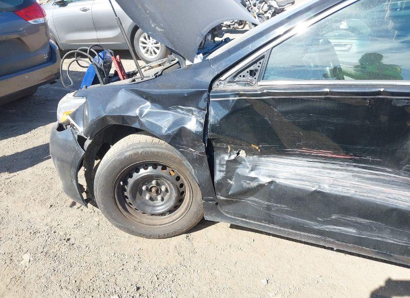 Photo 6 of 2015 Toyota Camry SE (VIN 4T1BF1FK5FU498439)