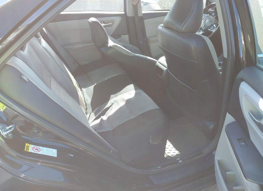 Photo 8 of 2015 Toyota Camry SE (VIN 4T1BF1FK5FU498439)