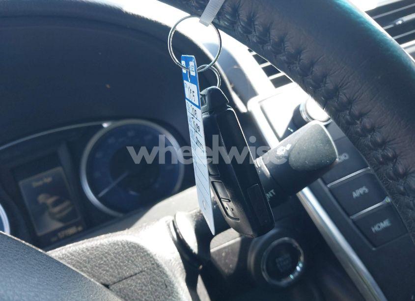 Photo 11 of 2015 Toyota Camry XLE (VIN 4T1BF1FK5FU877473)