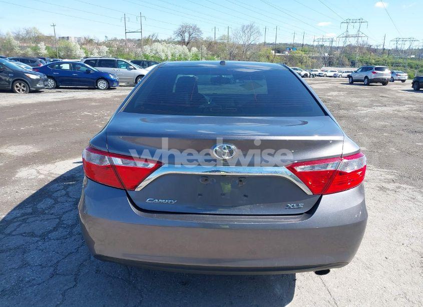 Photo 17 of 2015 Toyota Camry XLE (VIN 4T1BF1FK5FU877473)