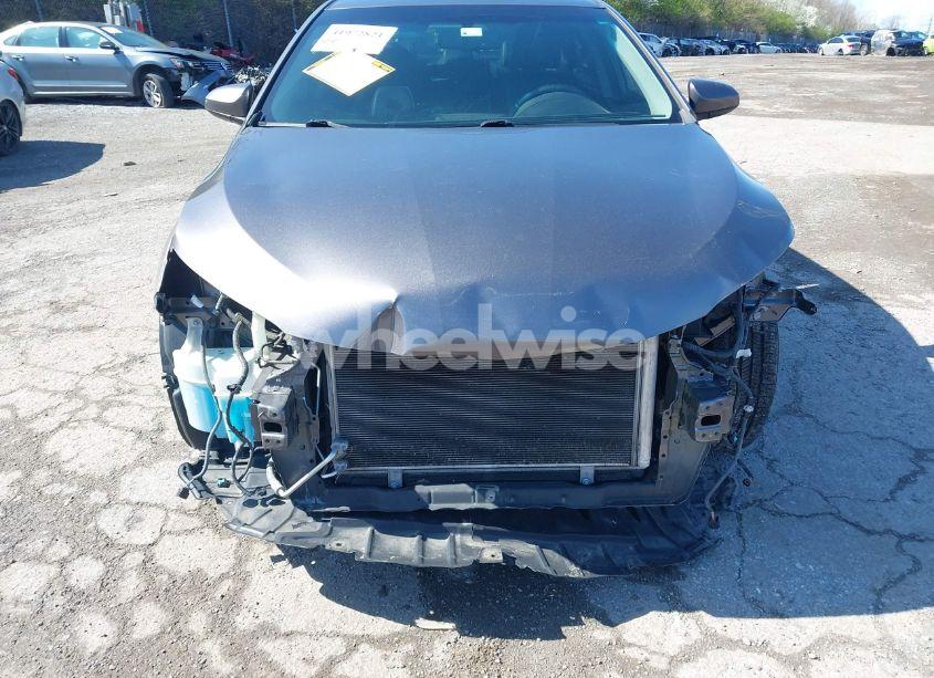 Photo 6 of 2015 Toyota Camry XLE (VIN 4T1BF1FK5FU877473)