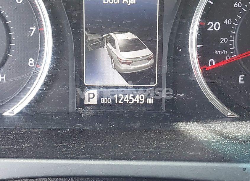 Photo 15 of 2015 Toyota Camry SE (VIN 4T1BF1FK5FU883001)